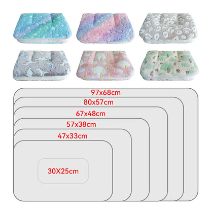 Flannel Pet Mat Dog Bed Cat Bed Thicken Sleeping Mat Dog Blanket Mat For Puppy Kitten Pet Dog Bed for Small Large Dog Pet Rug