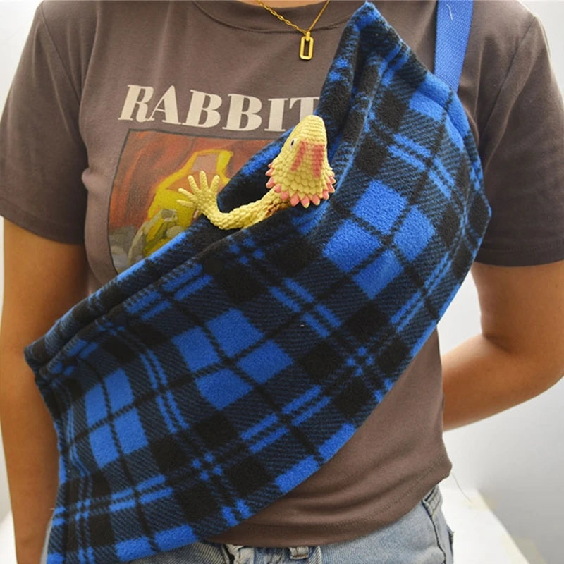 Reptiles Pet Carriers Bag Small Animals Carriers Sling Chest Bag Portable Lizards Travel Bags Pet Adjustable Strap Bags