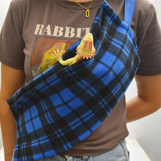 Reptiles Pet Carriers Bag Small Animals Carriers Sling Chest Bag Portable Lizards Travel Bags Pet Adjustable Strap Bags