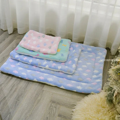 Reusable Bed Pet Cat Bed Dog Bed Thickened Pet Soft Fleece Pad Blanket Bed Mat Cushion Home Portable Washable Rug Keep Warm