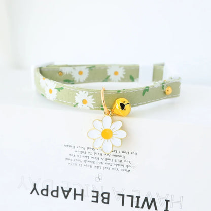 Cute Jewelry Fresh Flower Cat Dog Collar Pet Collar With Bell Neck Ring Necklace Safety Elastic Adjustable Collar Pet Accessorie